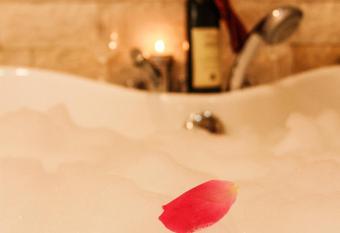 Sunset Old Town allows 18 year olds to book a room