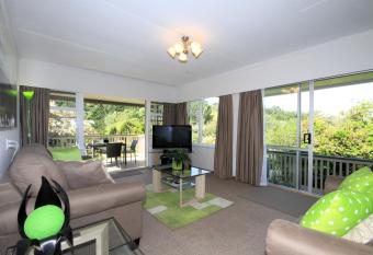 Durie Vale Retreat has Balcony rooms