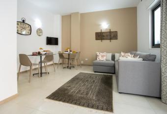 B&B Cinisi Mare e Monti has Balcony rooms