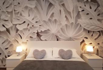 Bsuites Scrovegni has Balcony rooms