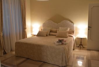 Allaportaccanto Bed & Breakfast has Balcony rooms