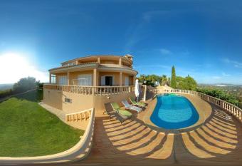 Quinta da Violeta has Balcony rooms