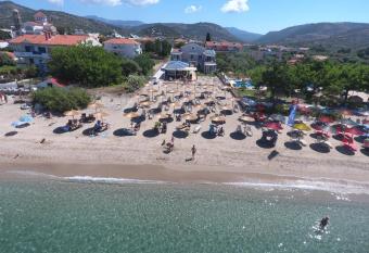 Crystal Blue has Balcony rooms