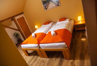 L  tuszvir  g Vend  gh  z has Balcony rooms