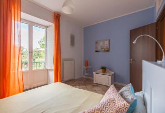 Crispi Promenade has Balcony rooms