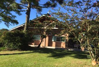 Sitio da Paz Celestial allows 18 year olds to book a room