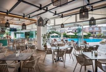 Atrion Resort Hotel has Balcony rooms