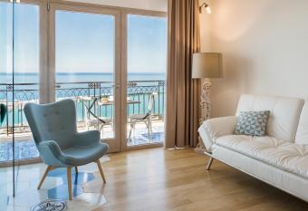 Domus Maris Relais Boutique Hotel has Balcony rooms