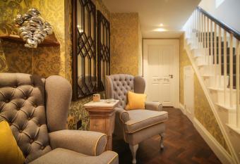 Padstow Townhouse allows 18 year olds to book a room
