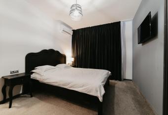 Meteor Central allows 18 year olds to book a room