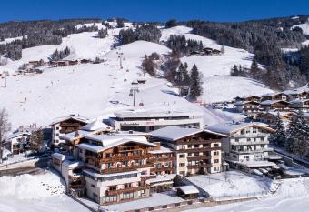 Hotel Kohlmais has Balcony rooms