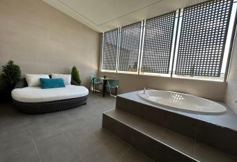 Hotel Venture Sant Cugat has Balcony rooms