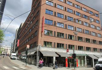 Thon Hotel Europa allows 18 year olds to book a room