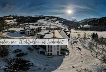 Gasthof Skirast has Balcony rooms