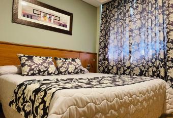 Hotel Cies has rooms with a private hot tub