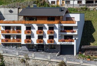 Haus Sattelblick has Balcony rooms