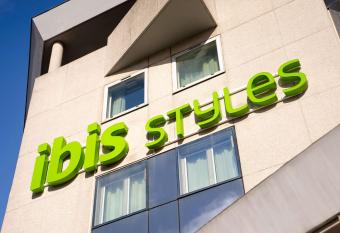 ibis Styles Chatenay Malabry Paris Sud allows 18 year olds to book a room