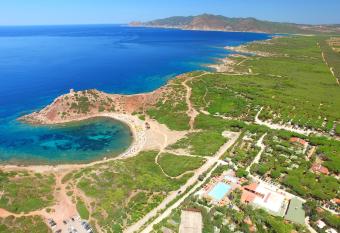 Villaggio Camping Torre Del Porticciolo allows 18 year olds to book a room