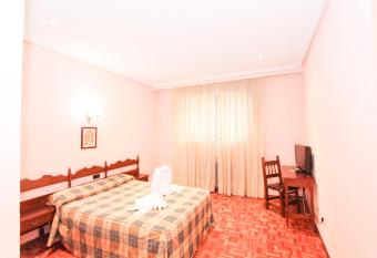 Hotel Castellano Centro has Balcony rooms