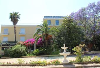 Castellu has Balcony rooms