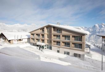 Hotel Tannenboden has Balcony rooms
