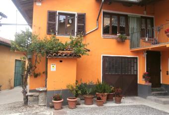 B&B Rumanot has Balcony rooms