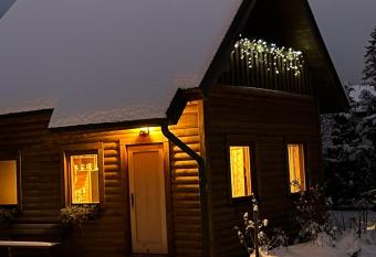 Melluzi chalet has Balcony rooms