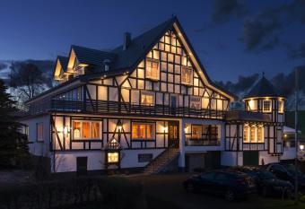 Landhotel Repetal has Balcony rooms