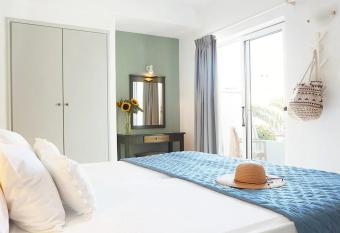 Mediterranea Apartments has Balcony rooms