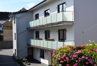 G  stehaus Am Hochsimmer has Balcony rooms