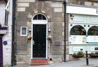 Cobbleview Rooms allows 18 year olds to book a room