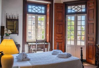 Hotel Residencial Alentejana allows 18 year olds to book a room