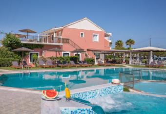 The Wave has Balcony rooms