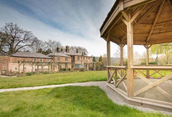 Oakhill allows 18 year olds to book a room