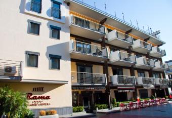 Rama Palace Hotel has Balcony rooms