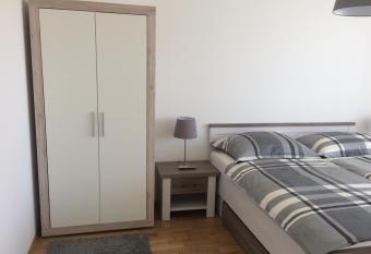 Vienna Hauptbahnhof Apartments 1 has Balcony rooms