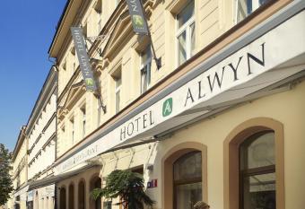 The Hotel Fitzgerald allows 18 year olds to book a room