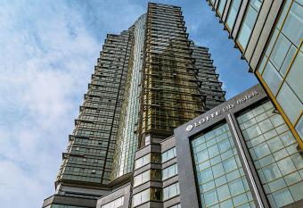 LOTTE City Hotel Mapo allows 18 year olds to book a room