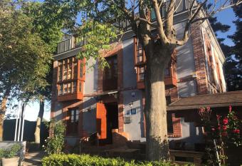 La Puerta de la Ribera has Balcony rooms