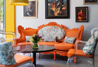 Thon Hotel Gyldenl  ve allows 18 year olds to book a room