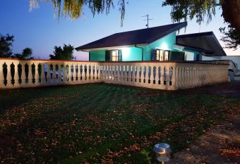 Mazzitelli Apartment has Smoking rooms