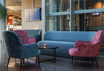 Clarion Hotel Bergen Airport allows 18 year olds to book a room