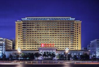 Beijing Hotel has Balcony rooms