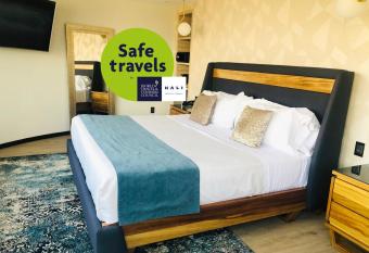 Kali Escand  n Mexico City has Balcony rooms