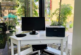 Greentree Pasadena Inn allows 18 year olds to book a room