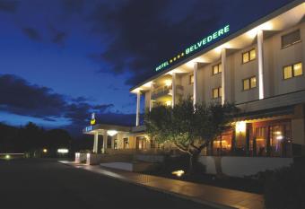 Albergo Ristorante Belvedere has Balcony rooms