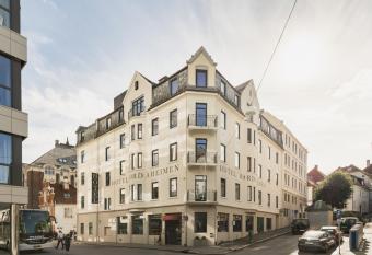 Hordaheimen Hotel allows 18 year olds to book a room