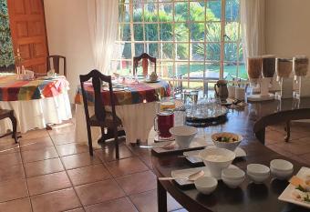 Avant Garde Lodge has Balcony rooms