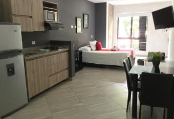 Apartahotel Avanti allows 18 year olds to book a room