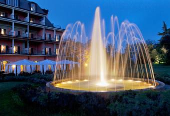 Relais Villa Pomela has rooms with a private hot tub